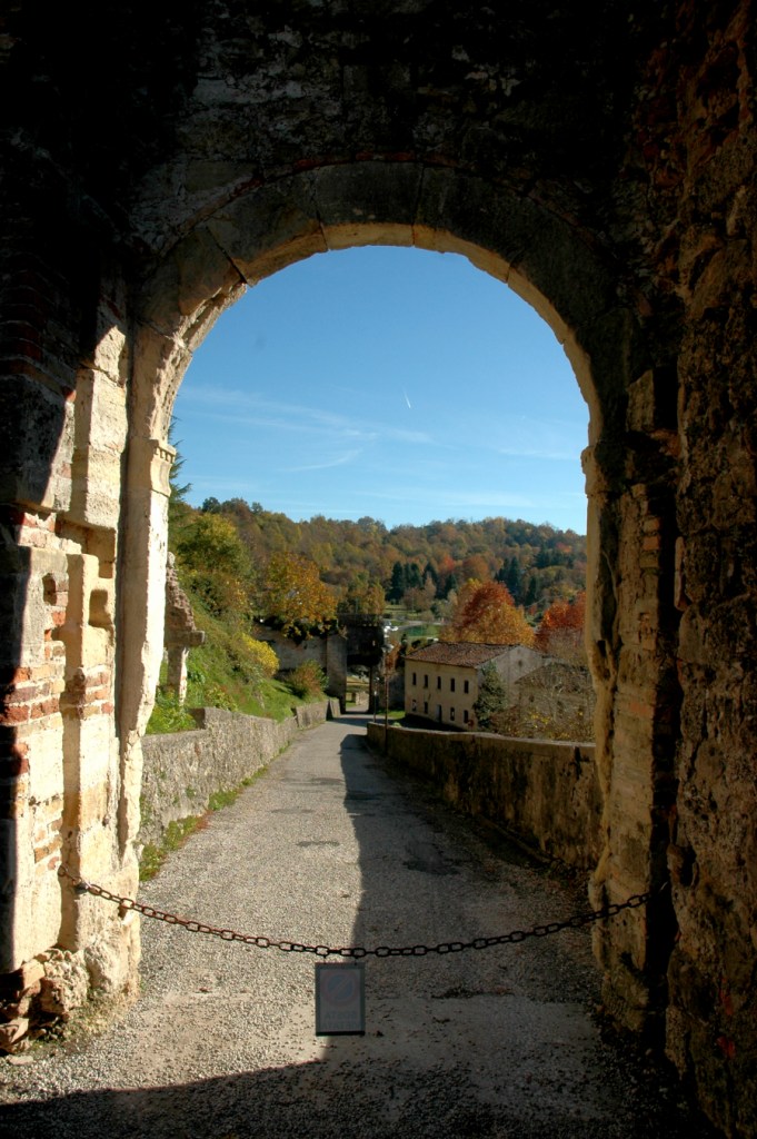 From the Gate of the Collalto castle in the heart of the DOCG Prosecco Conegliano hills
